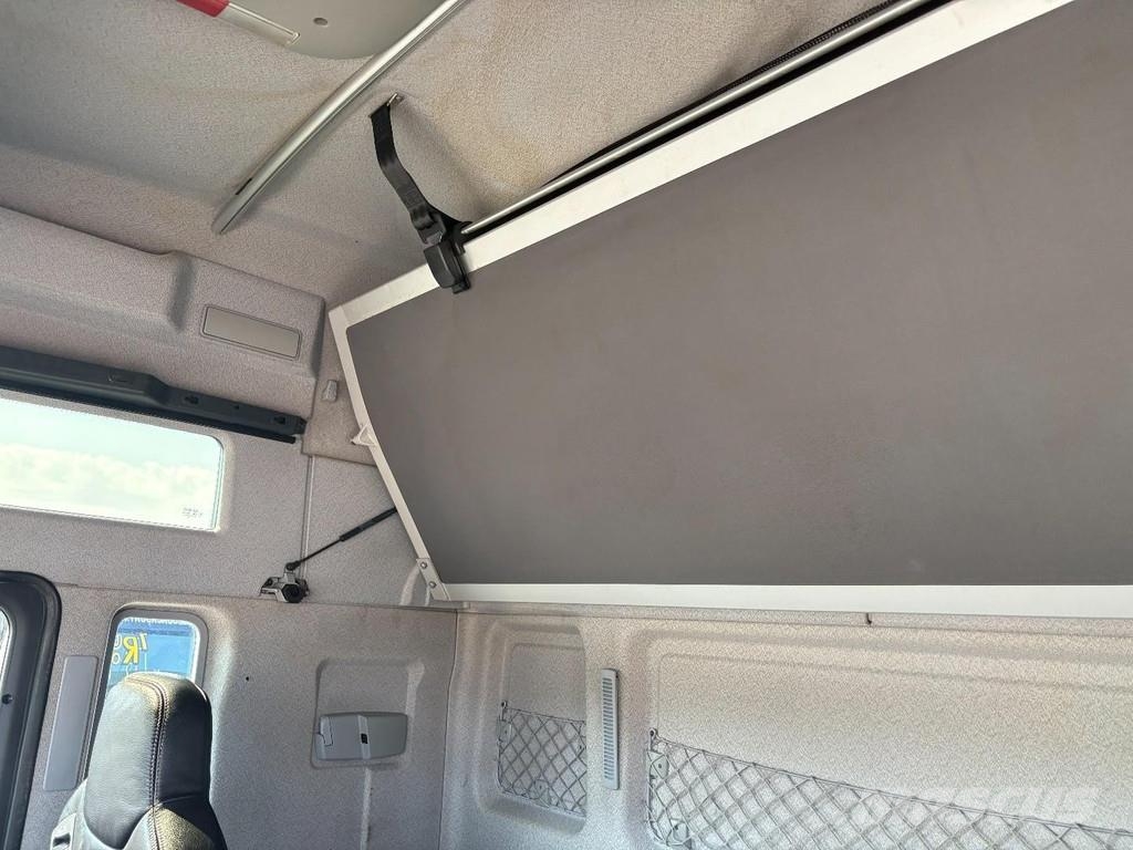 MAN TGX 41.540 + PTO + RETARDER + MANUAL + STEERING AX 中古トラクターヘッド | トレーラーヘッド
