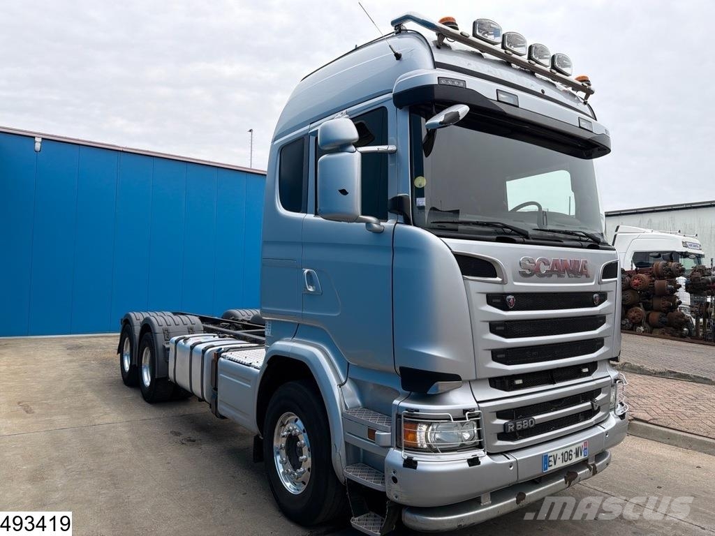 Scania R 580 6x4, EURO 6, Retarder, Standairco Camiones con chasís y cabina