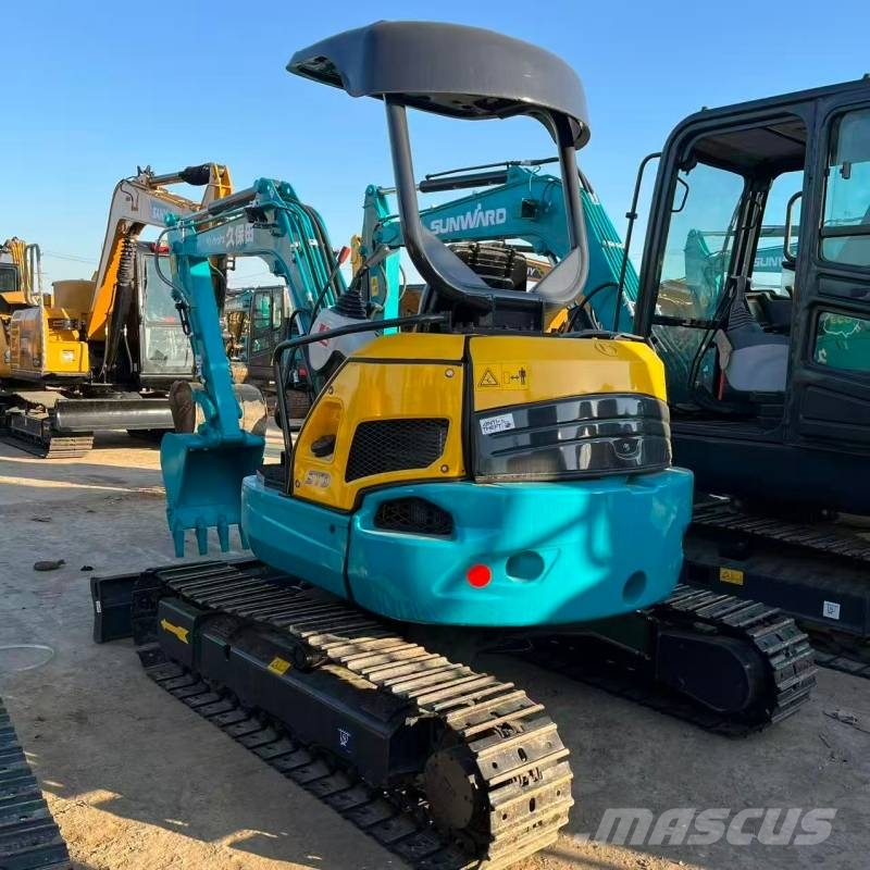 Kubota U 35 小型挖土機/掘鑿機<7t(小型挖掘機)