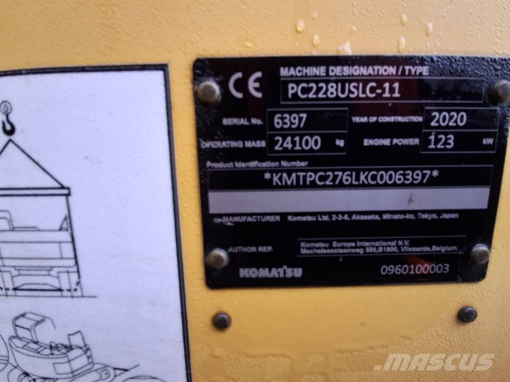 Komatsu PC 228 USLC-11 Bageri gusjeničari
