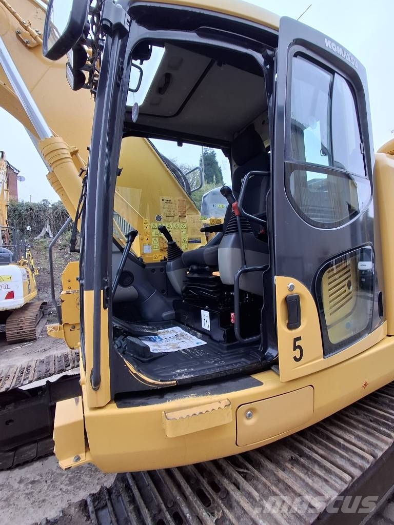 Komatsu PC 228 USLC-11 Bageri gusjeničari
