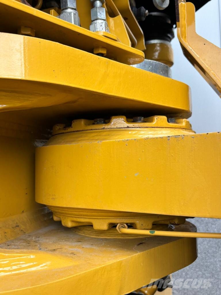 CAT 988 K (CE/EPA - Block handler) Naudoti ratiniai krautuvai