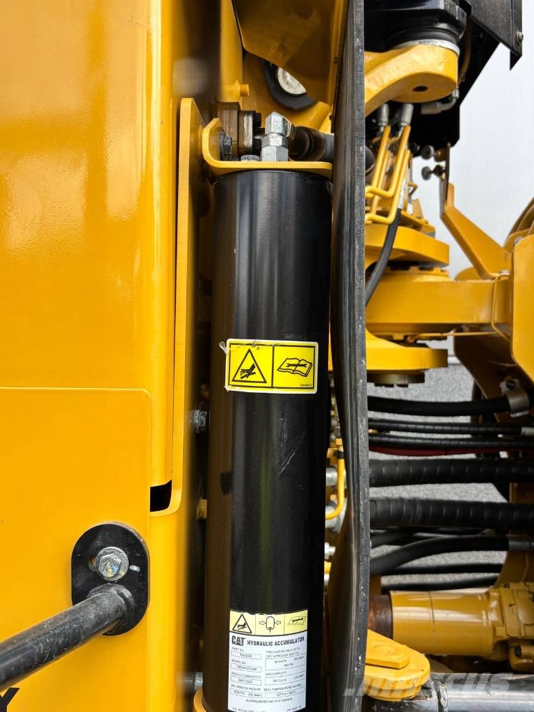 CAT 988 K (CE/EPA - Block handler) Naudoti ratiniai krautuvai