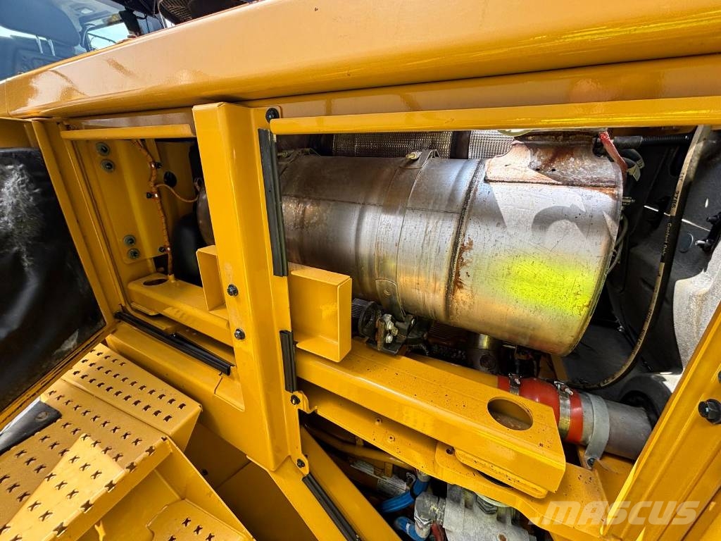 CAT 988 K (CE/EPA - Block handler) Naudoti ratiniai krautuvai
