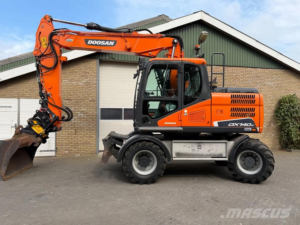 Doosan DX140W DX140W-5 Bageri točkaši