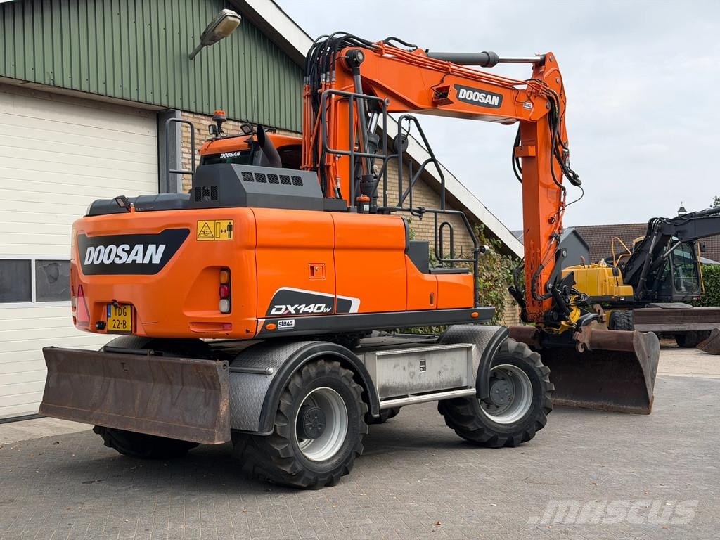 Doosan DX140W DX140W-5 Bageri točkaši