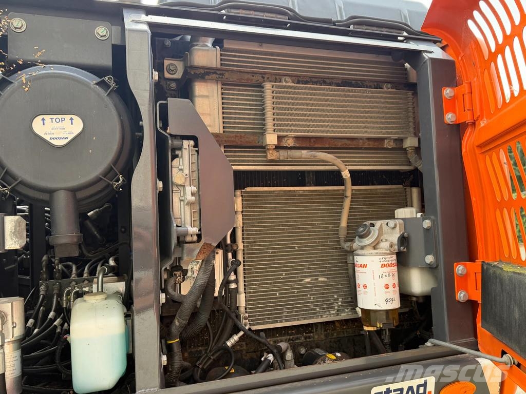 Doosan DX140W DX140W-5 Bageri točkaši