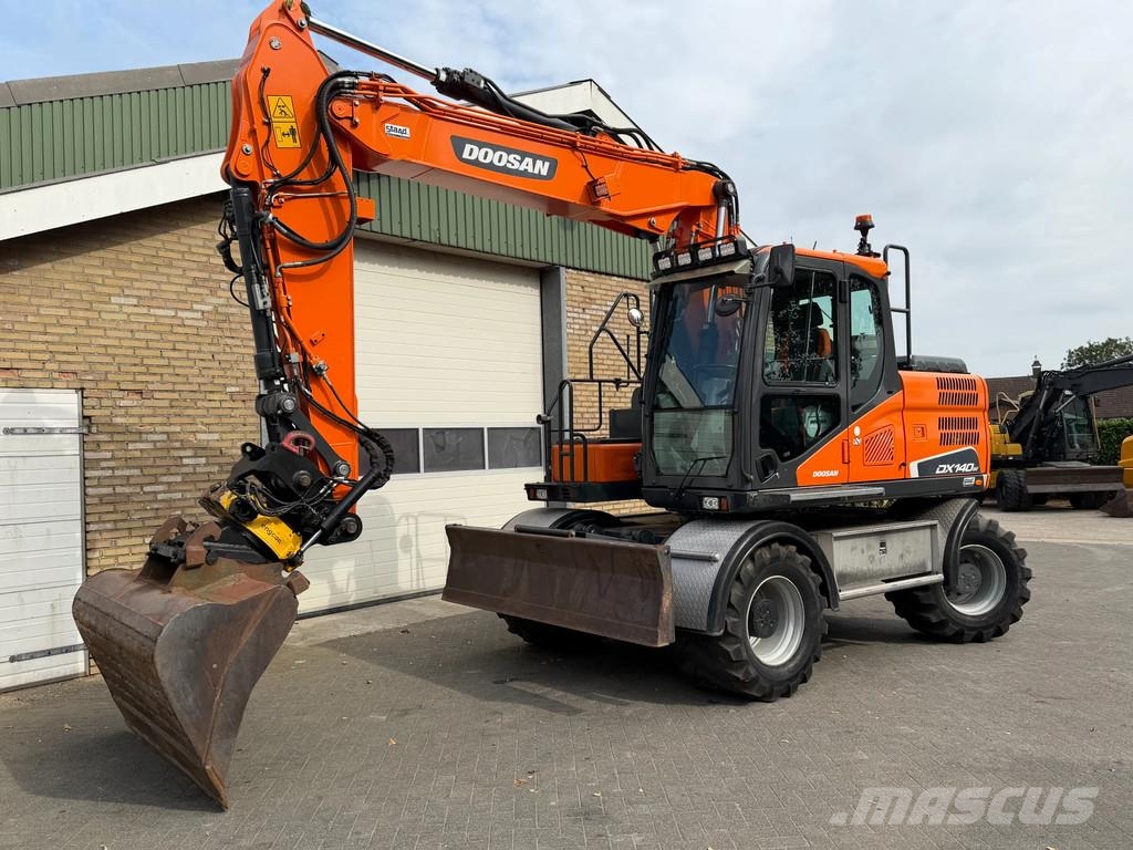 Doosan DX140W DX140W-5 Bageri točkaši
