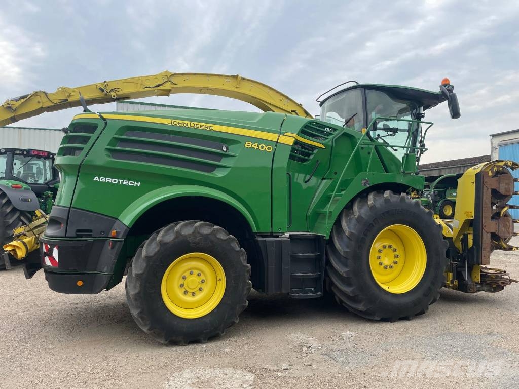 John Deere 8400 Silokombainid