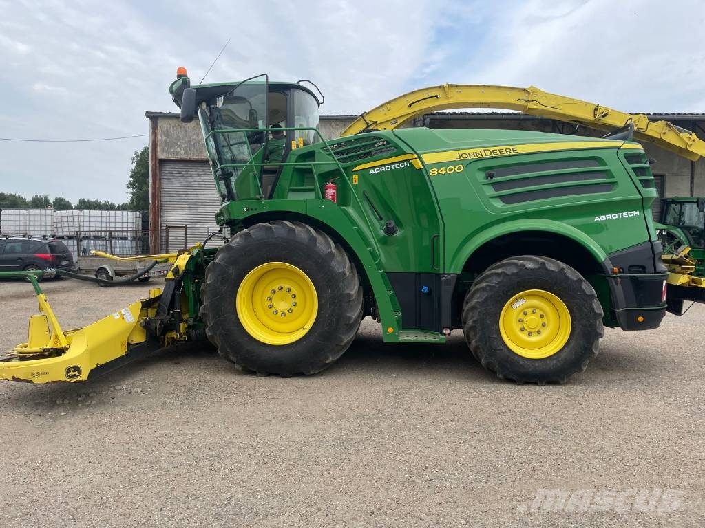 John Deere 8400 Silokombainid