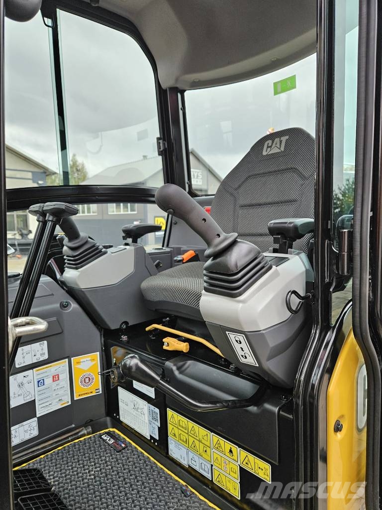 CAT 302.7 CR Minikaivukoneet < 7t