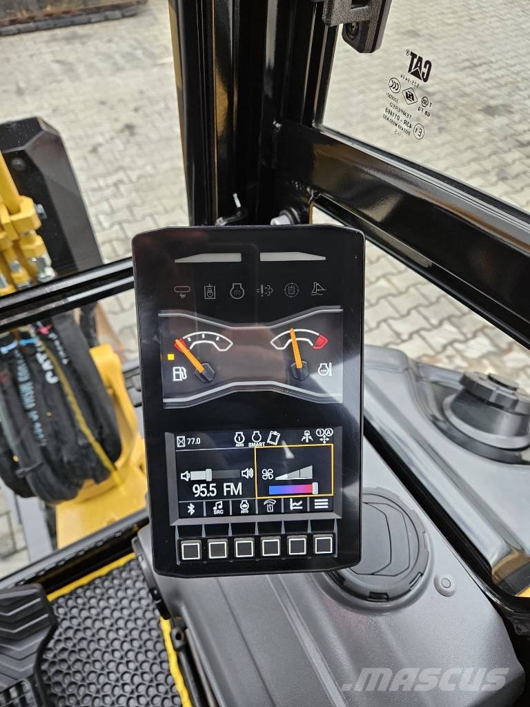 CAT 302.7 CR Minikaivukoneet < 7t