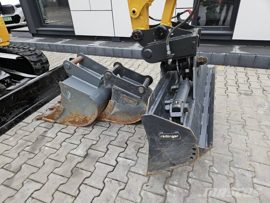 CAT 302.7 CR Minikaivukoneet < 7t
