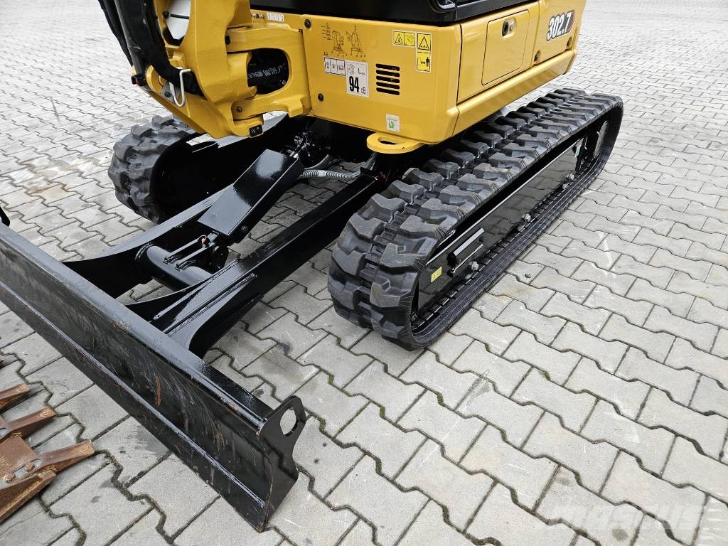 CAT 302.7 CR Minikaivukoneet < 7t