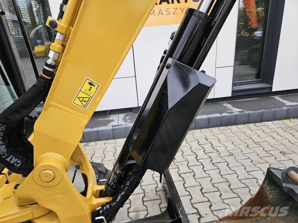 CAT 302.7 CR Minikaivukoneet < 7t