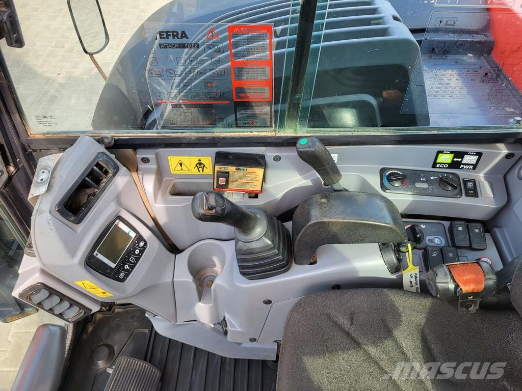 Kubota KX080-40 حفارات صغيرة أقل من 7 طن (حفارات صغيرة)