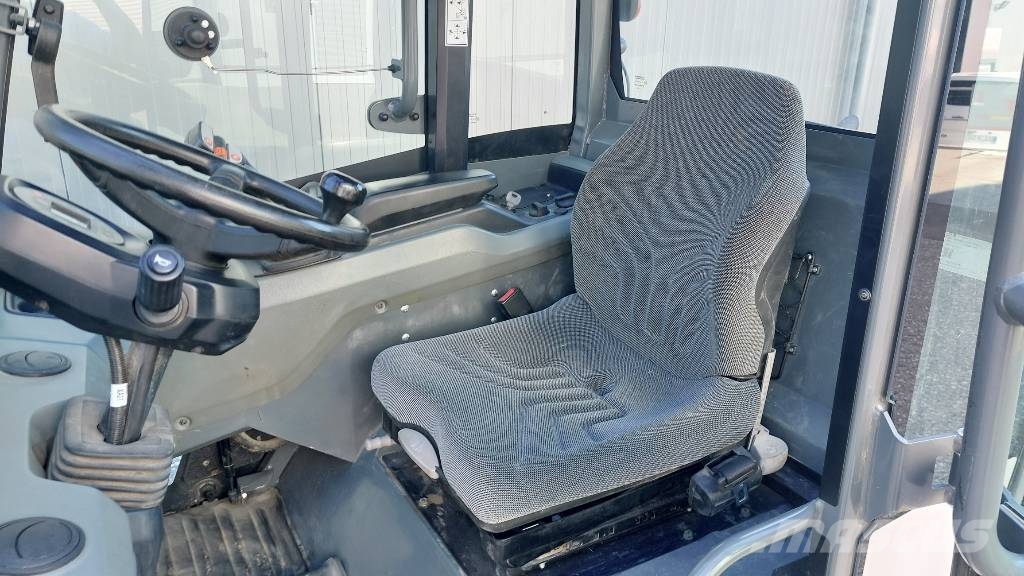 Kramer 5035 / 2x stock Wielladers