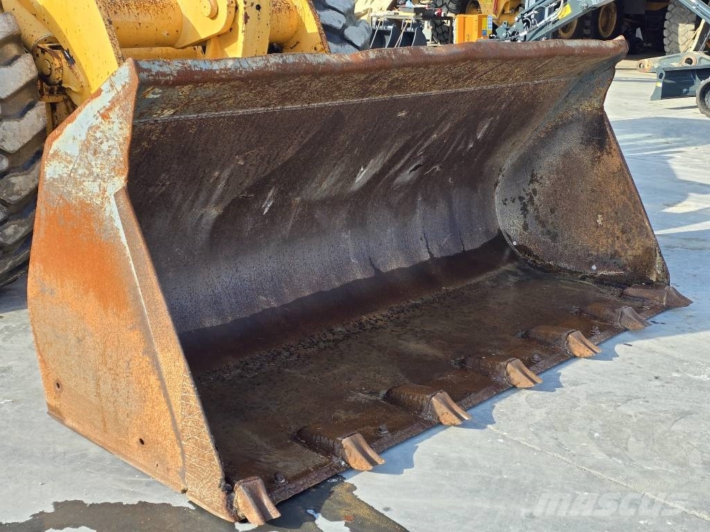 Liebherr L522 轮式装载机