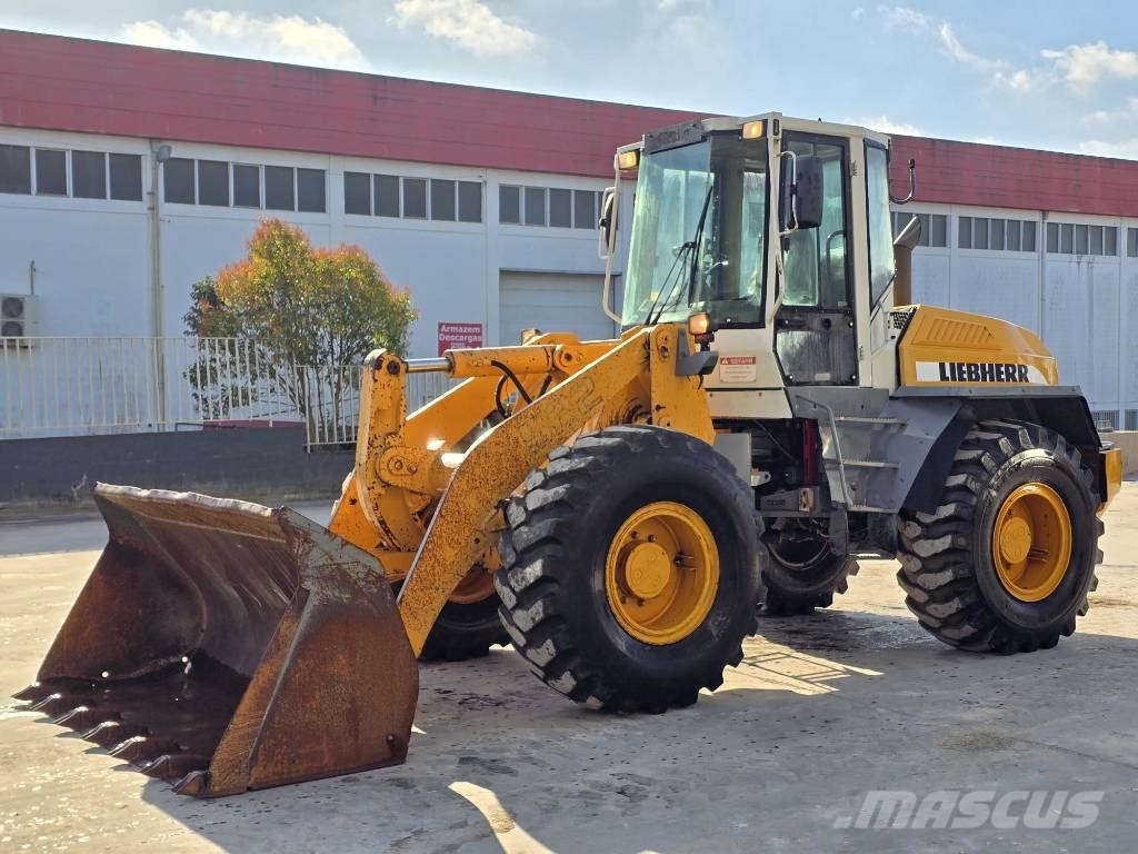 Liebherr L522 轮式装载机