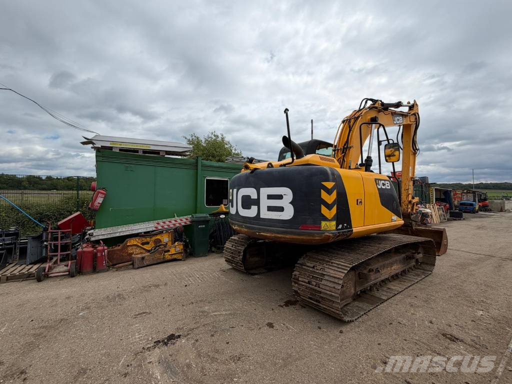 JCB JS 130 LC Excavadoras sobre orugas