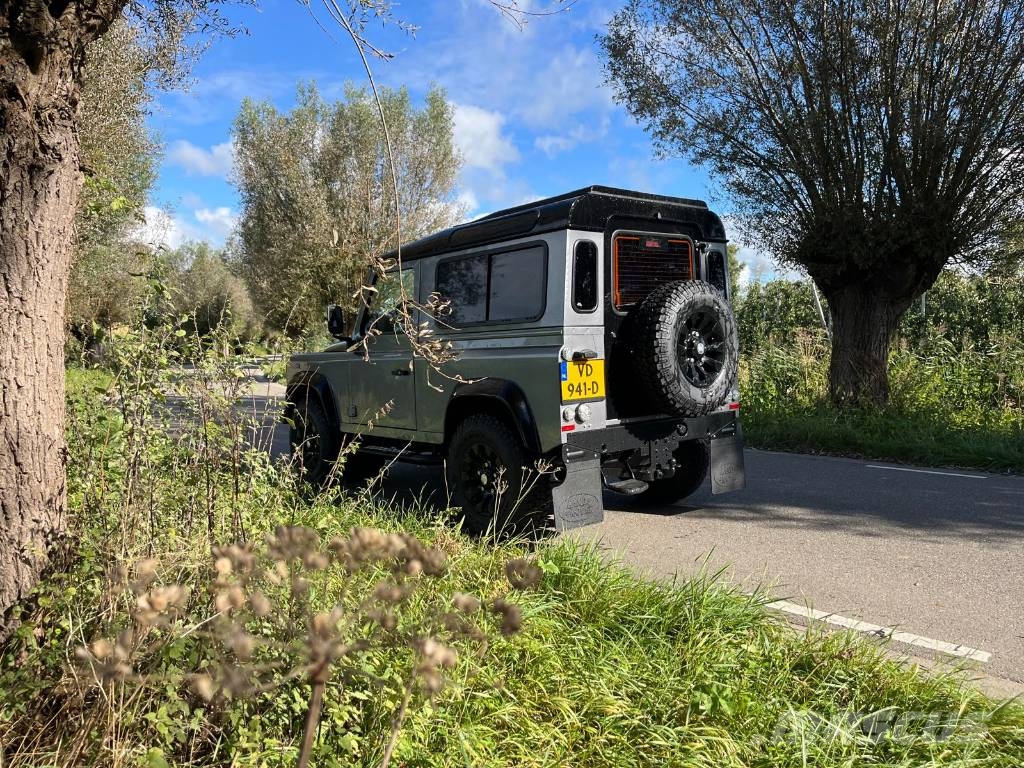 Land Rover Defender 90 Grey X Tech Fashion Grey 2013 Voiture