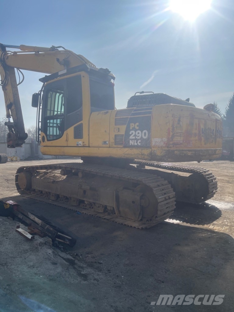 Komatsu PC 290 NLC-8 حفارات زحافة