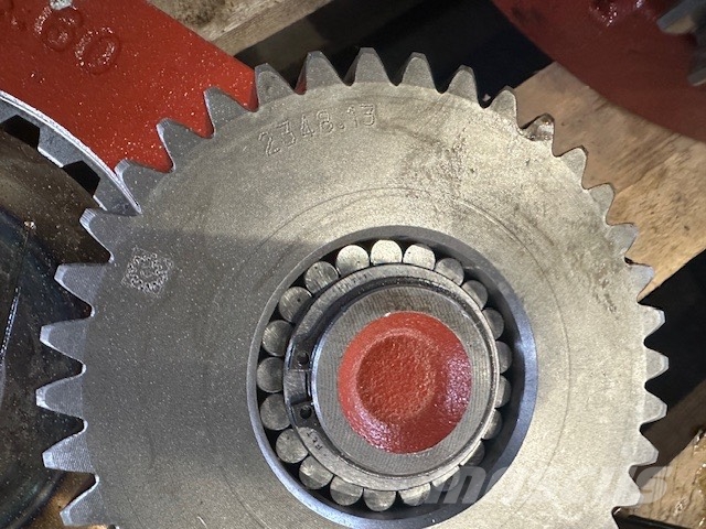 Volvo EC 700 B finał drive parts complet Transmissie