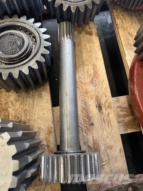 Volvo EC 700 B finał drive parts complet Transmissie