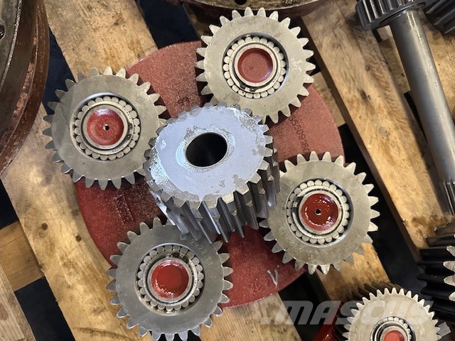 Volvo EC 700 B finał drive parts complet Transmissie