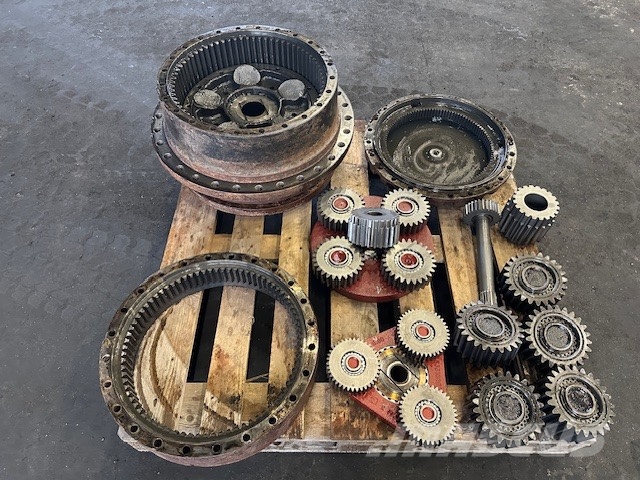 Volvo EC 700 B finał drive parts complet Transmissie