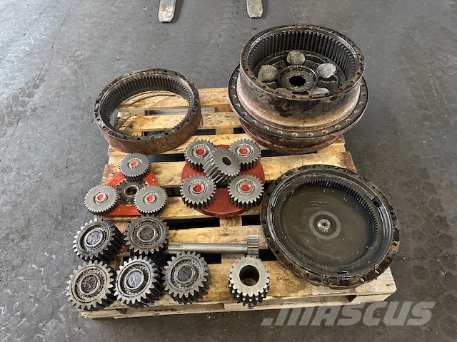 Volvo EC 700 B finał drive parts complet Transmissie