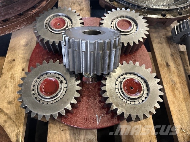 Volvo EC 700 B finał drive parts complet Transmissie