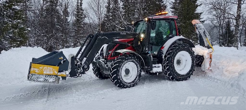 Valtra N 134 A Tractoren