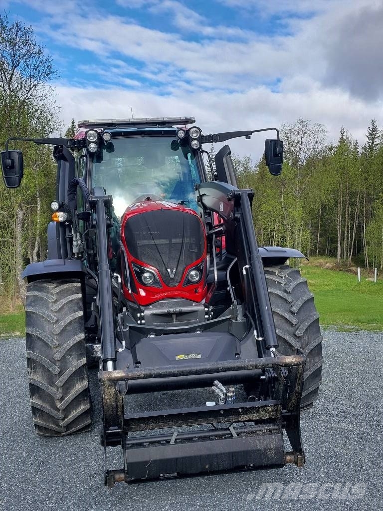 Valtra N 134 A Tractoren