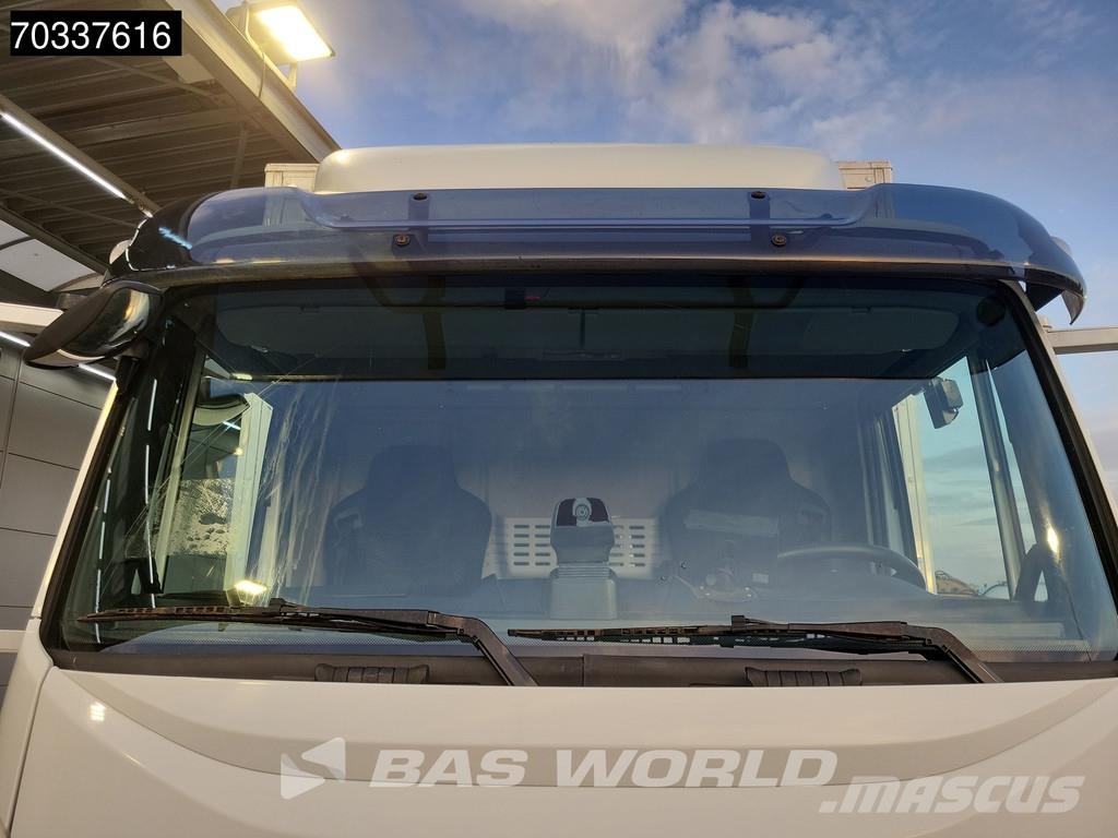 Iveco Eurocargo 120E220 4X2 12t Automatic Tailgate Airco Furgons