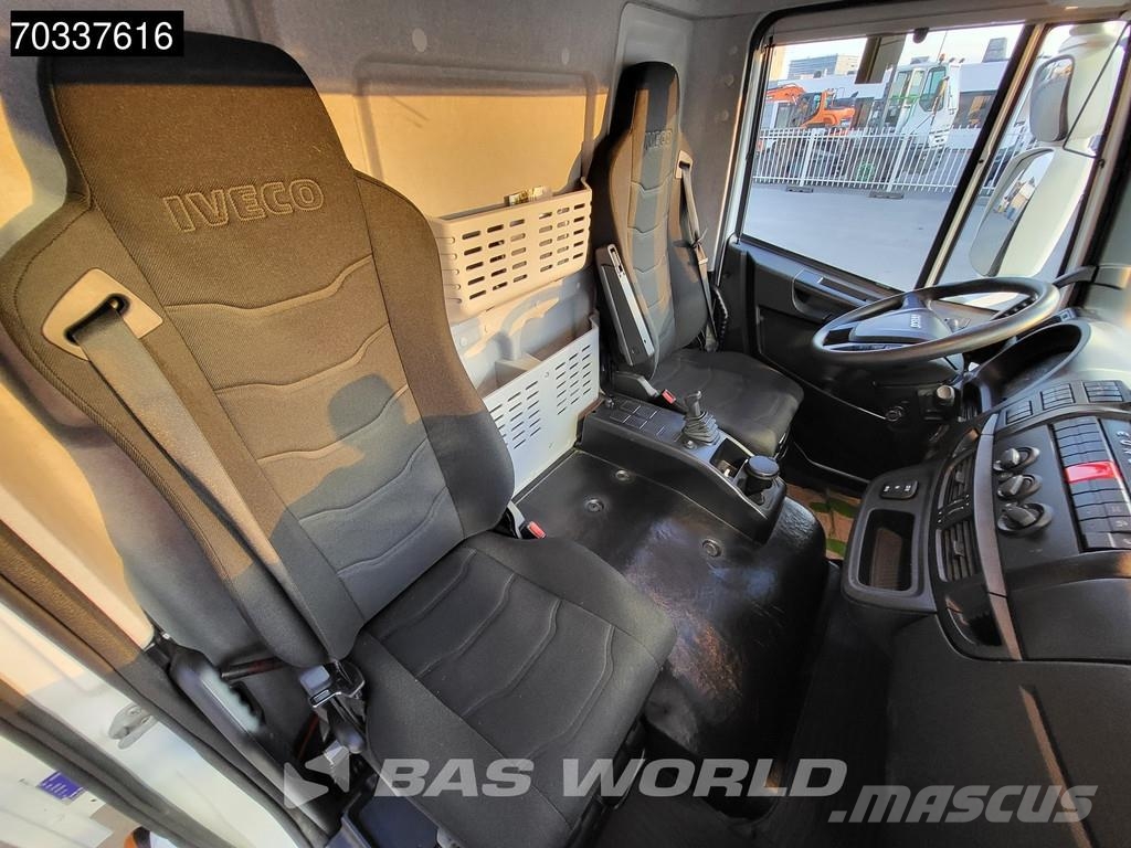 Iveco Eurocargo 120E220 4X2 12t Automatic Tailgate Airco Furgons