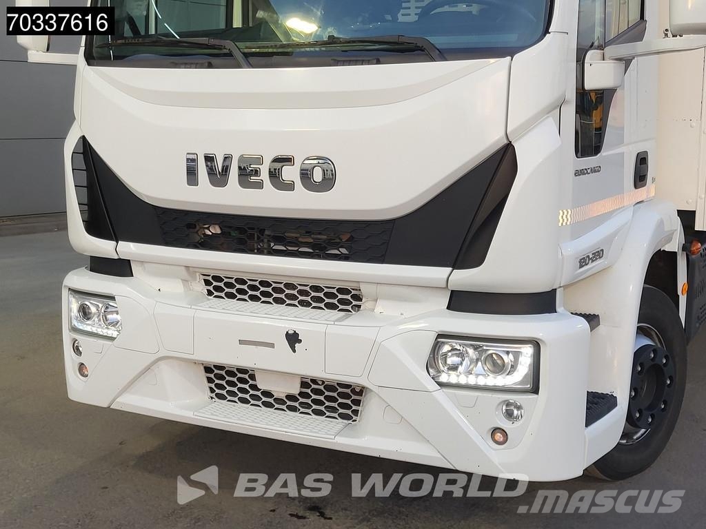 Iveco Eurocargo 120E220 4X2 12t Automatic Tailgate Airco Furgons