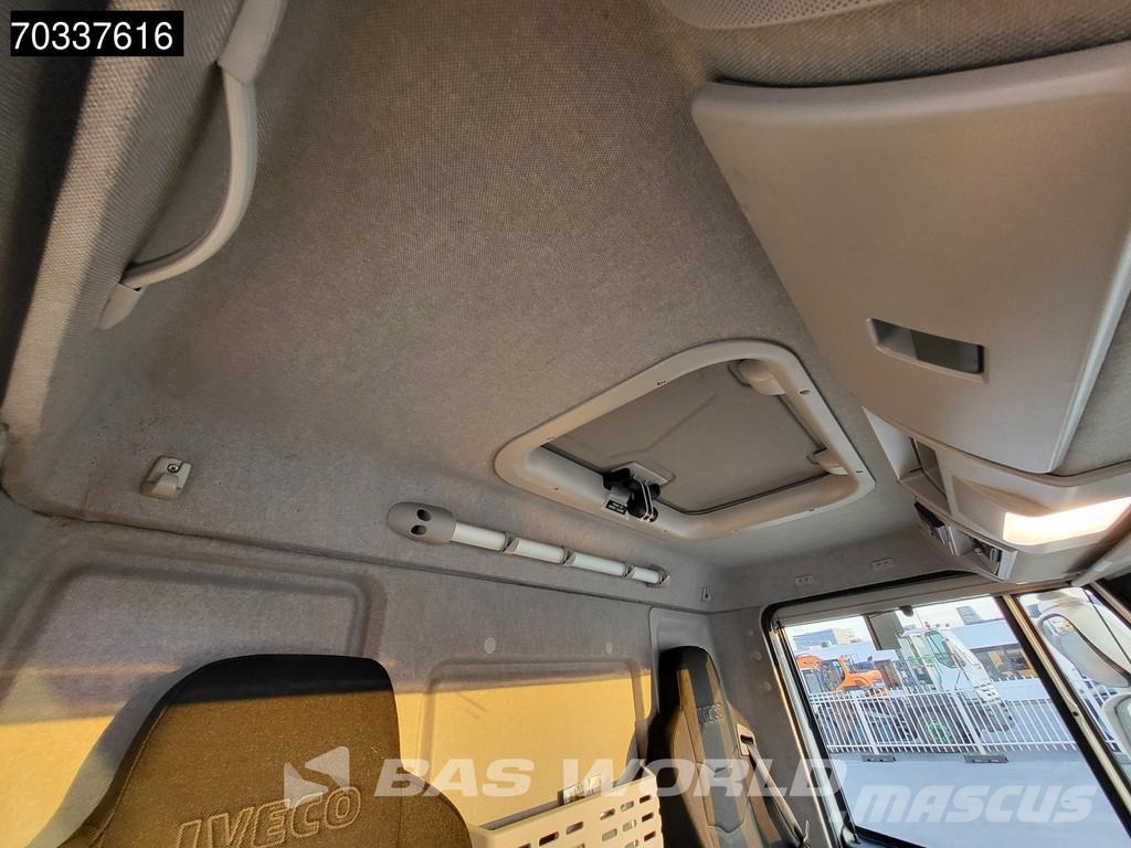 Iveco Eurocargo 120E220 4X2 12t Automatic Tailgate Airco Furgons