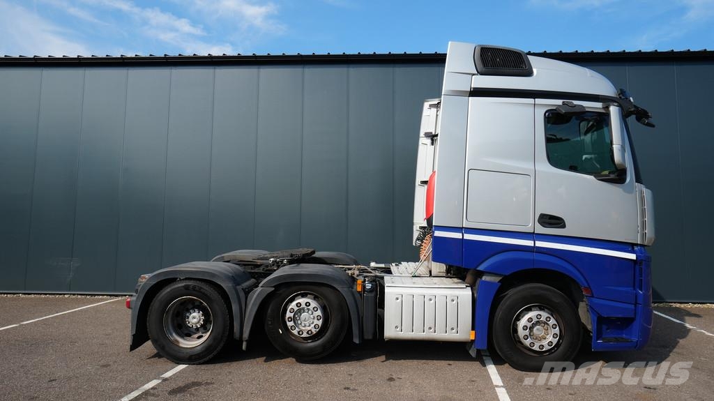 Mercedes-Benz ACTROS 2742 ADR 6x2 tractor unit وحدات الجر