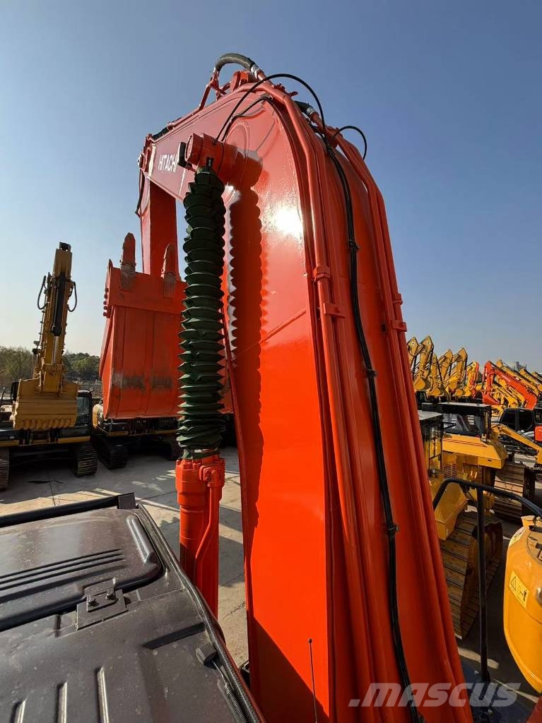 Hitachi ZX 350G حفارات زحافة