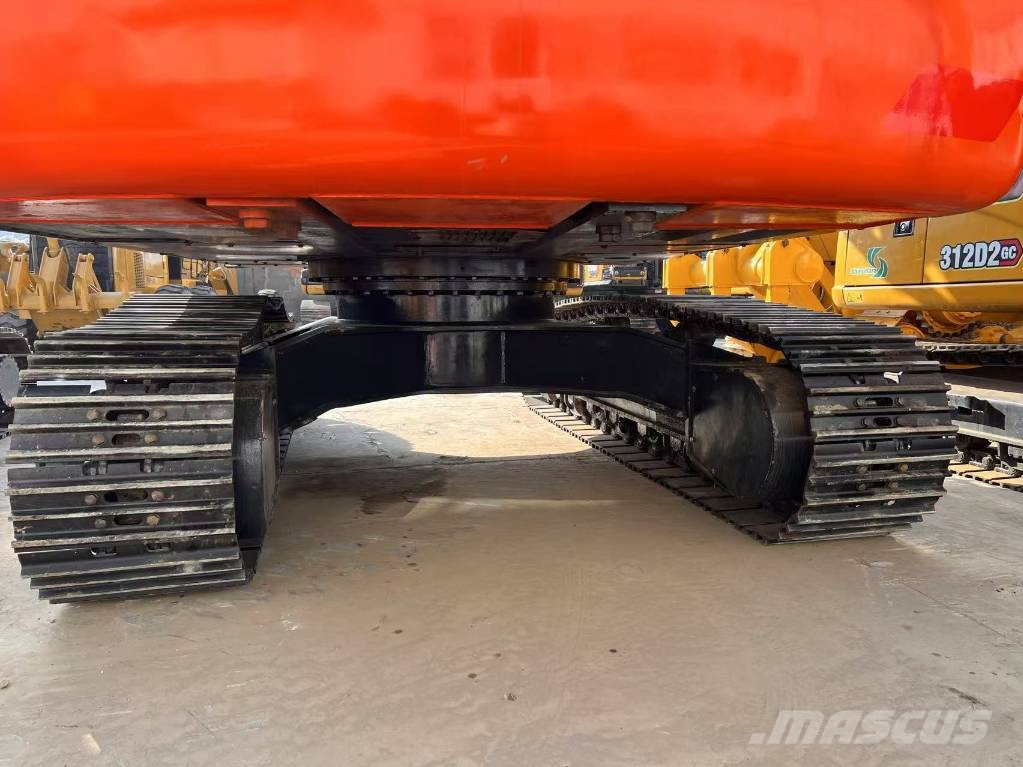 Hitachi ZX 350G حفارات زحافة