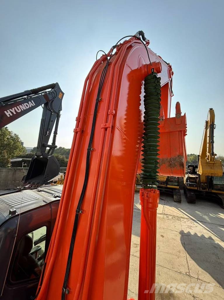 Hitachi ZX 350G حفارات زحافة