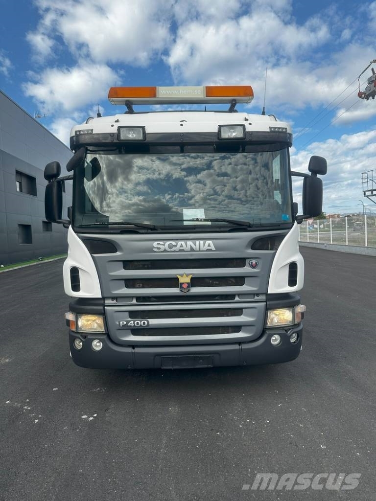 Scania P 400 equipo gancho marca JOAB tipo L 2 Lanový nosič kontajnerov