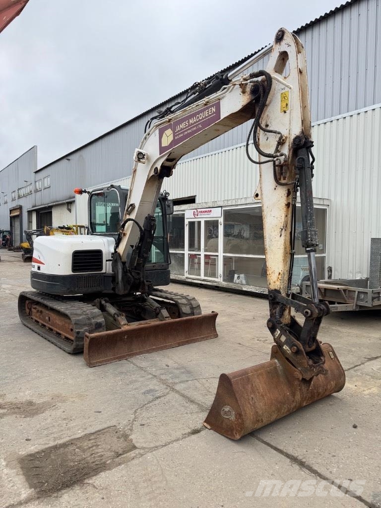 Bobcat E85 (11535) Средни екскаватори 7т - 12т
