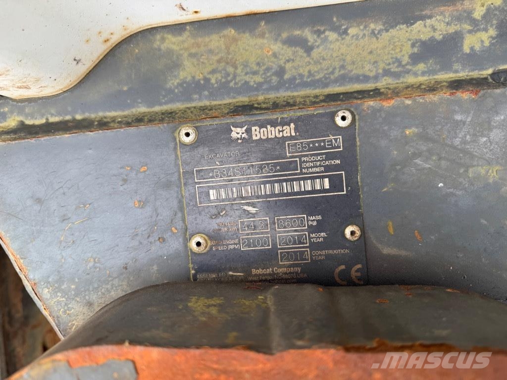 Bobcat E85 (11535) Средни екскаватори 7т - 12т