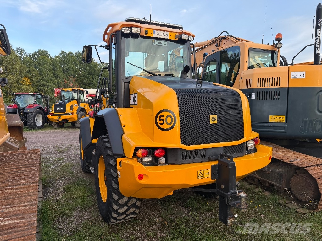 JCB 411 HT 1.100tim Rataslaadurid