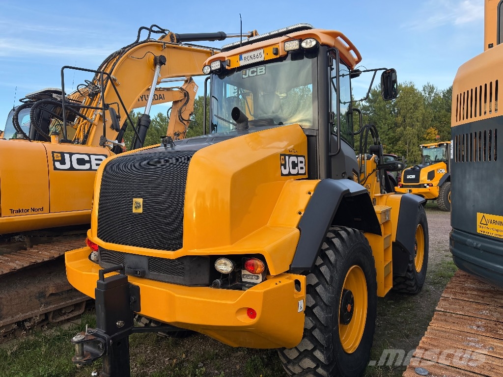 JCB 411 HT 1.100tim Rataslaadurid