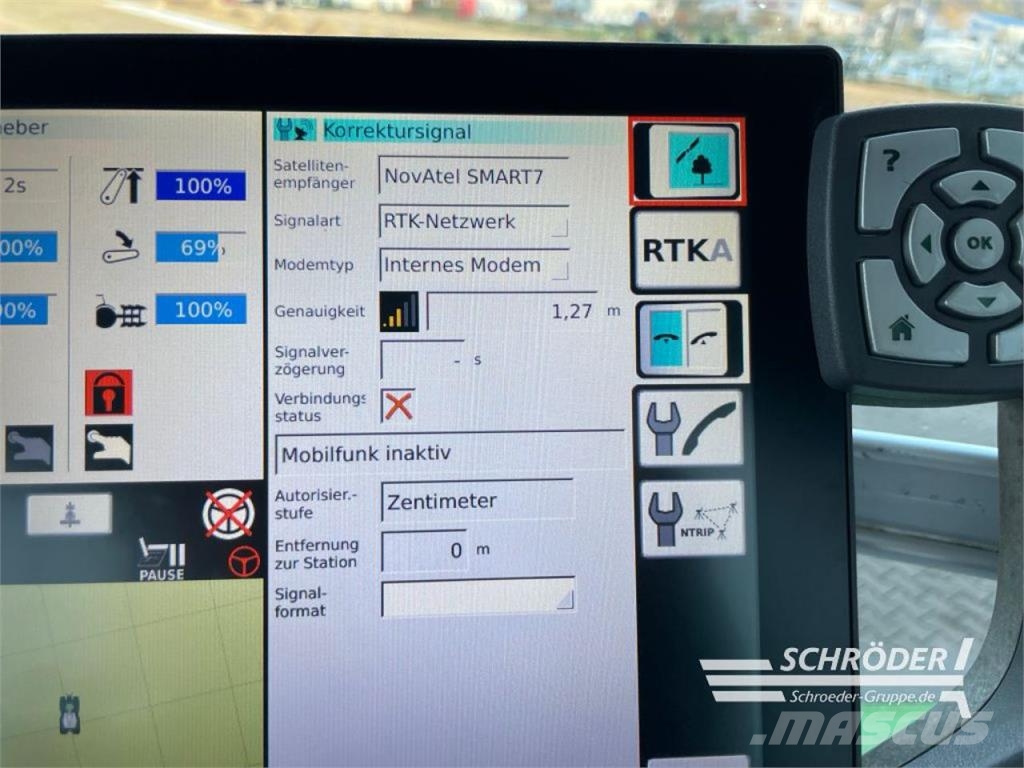 Fendt 824 VARIO S4 PROFI PLUS Tractors