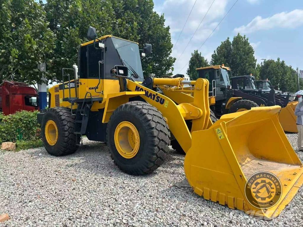 Komatsu WA 380z Pyöräkaivukoneet