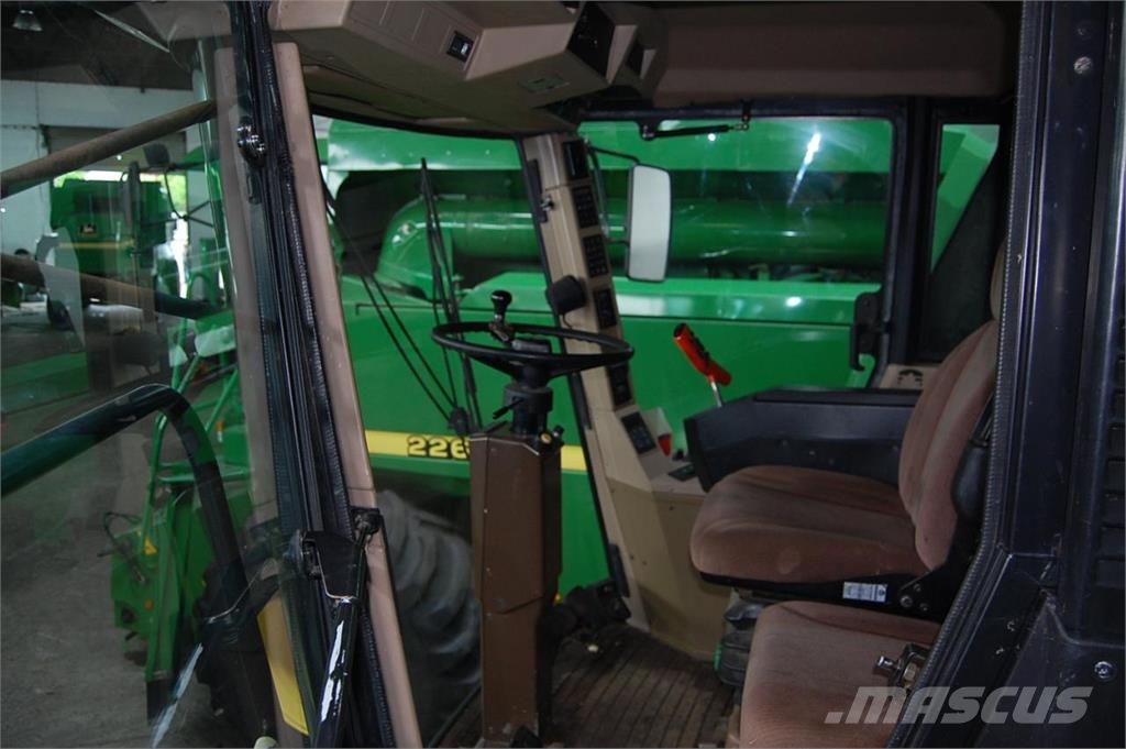 John Deere 2066 Skördetröskor